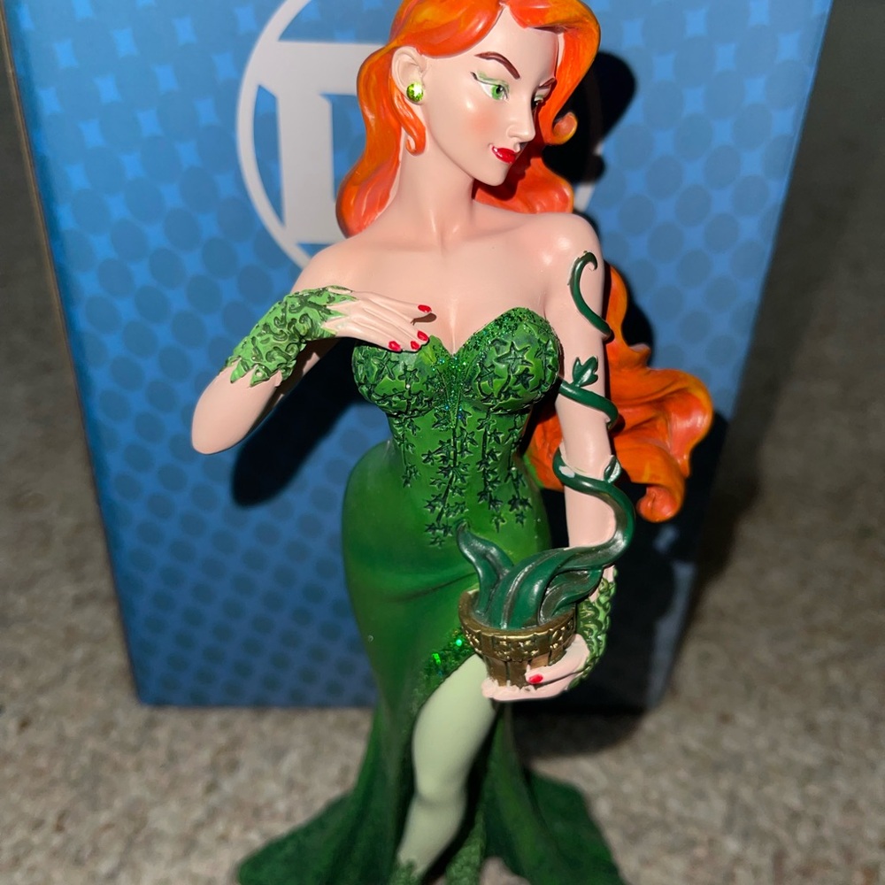 DC Comics Poison Ivy Figurine